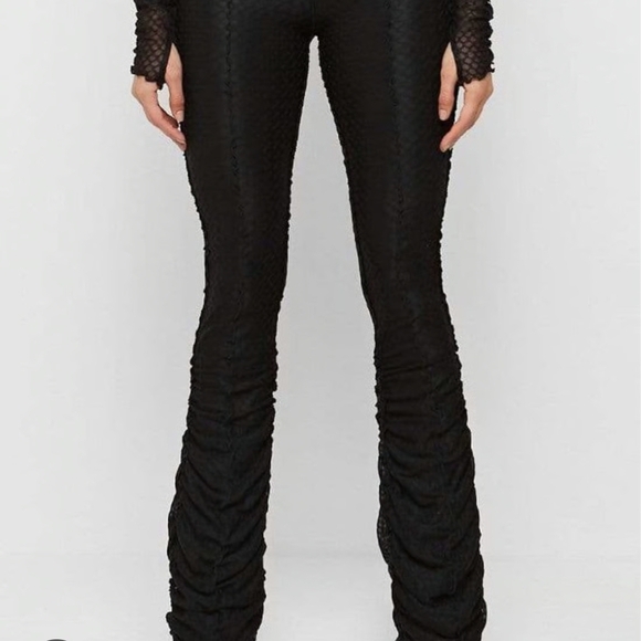 Maniere De Voir Black Boot Cut Flare Pants - Picture 2 of 13